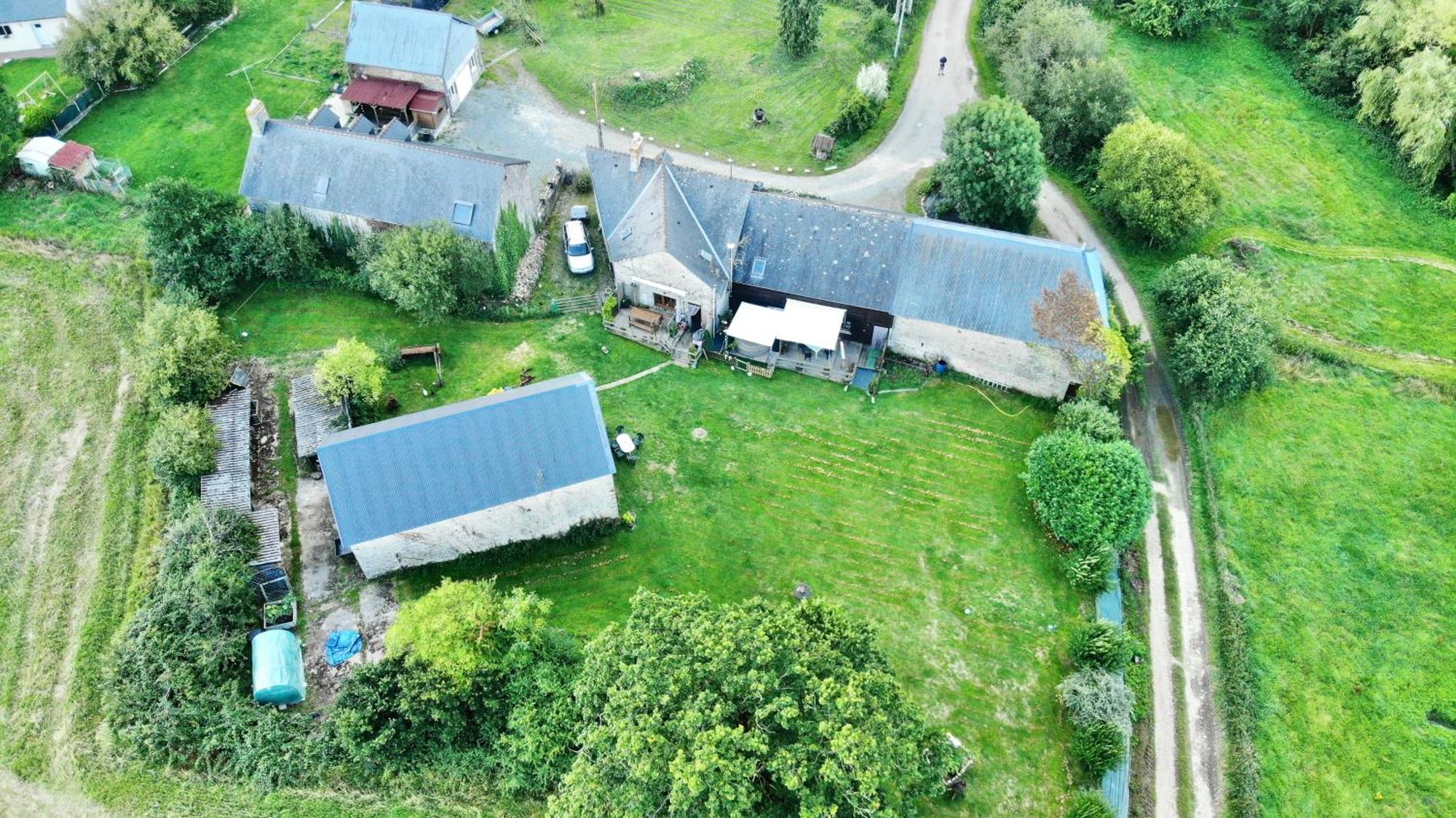 La Pitardiere Gite Villaines-la-Juhel Exterior photo